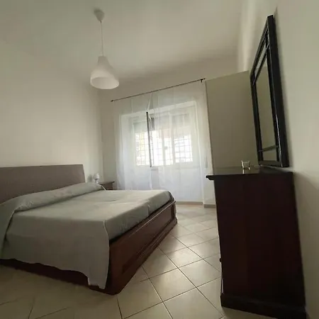 Guest House Roma Apartament *